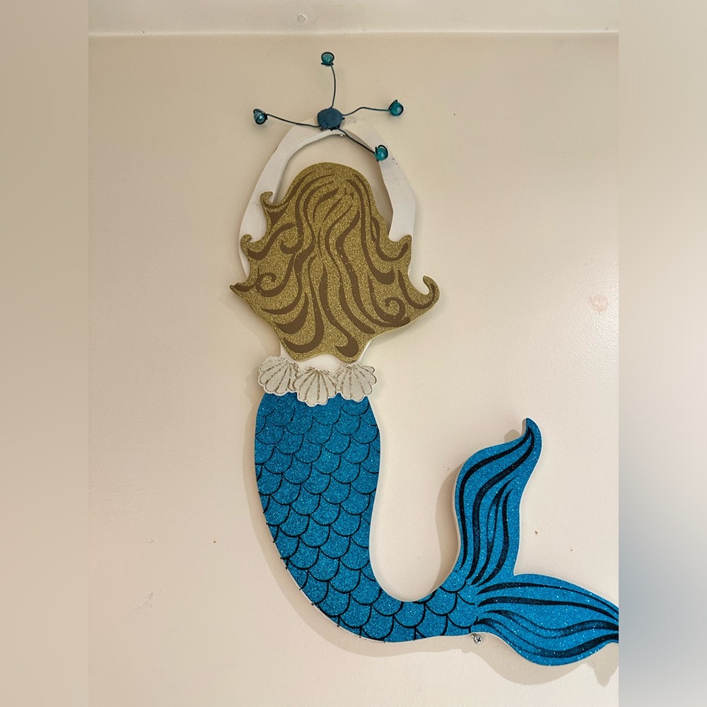 hanging wall decor mermaid
